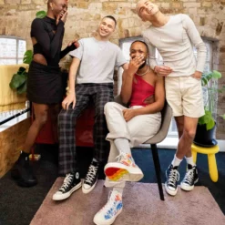 Converse Chuck 70 Pride Γυναικεία Παπούτσια 159-WHITE/MULTI 17 Converse Chuck 70 Pride Γυναικεία Παπούτσια 159-WHITE/MULTI -Ανδρικά Παπούτσια Εκπτώσεις converse chuck 70 camo shell 8