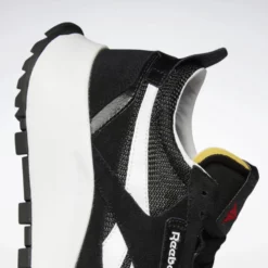 Reebok Classics CL Legacy Ανδρικά Παπούτσια CBLACK/CDGRY7/VECRED -Ανδρικά Παπούτσια Εκπτώσεις reebok classics cl legacy 23