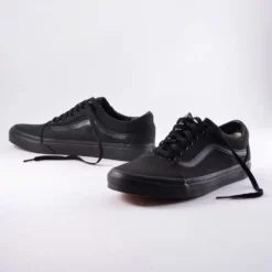 Ανδρικά Vans Old Skool Unisex Παπούτσια BLACK/BLACK (CANVAS) 10 Ανδρικά Vans Old Skool Unisex Παπούτσια BLACK/BLACK (CANVAS) -Ανδρικά Παπούτσια Εκπτώσεις vans old skool 4